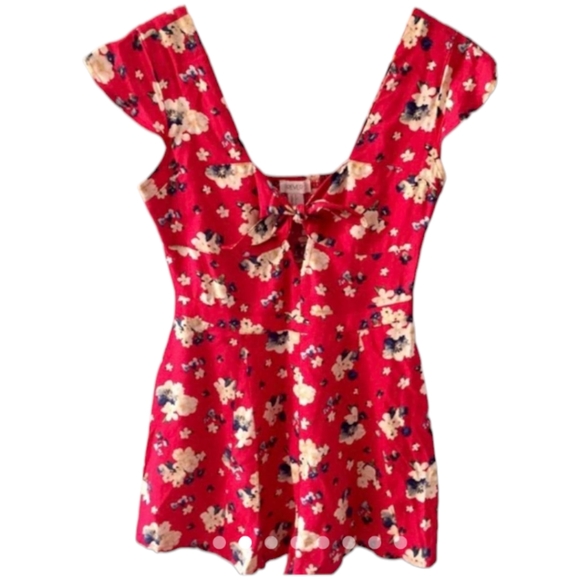 F21 - LG Red Floral Bow Tie Bohemian Romper - Picture 2 of 9